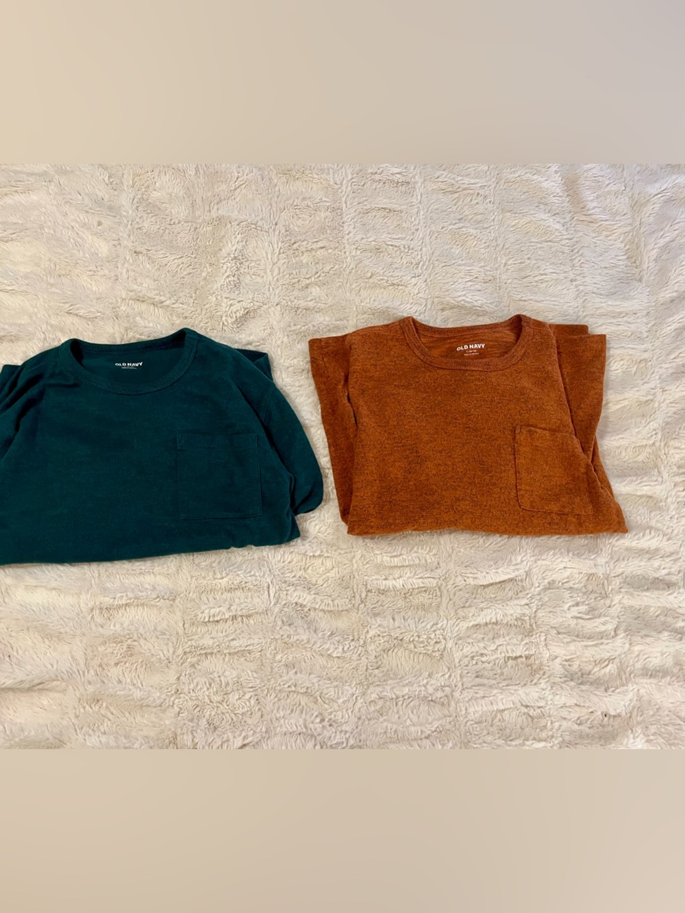 Set of 2 Old Navy Crewneck Sweaters - Green & Orange - Boys Size Large (10-12)